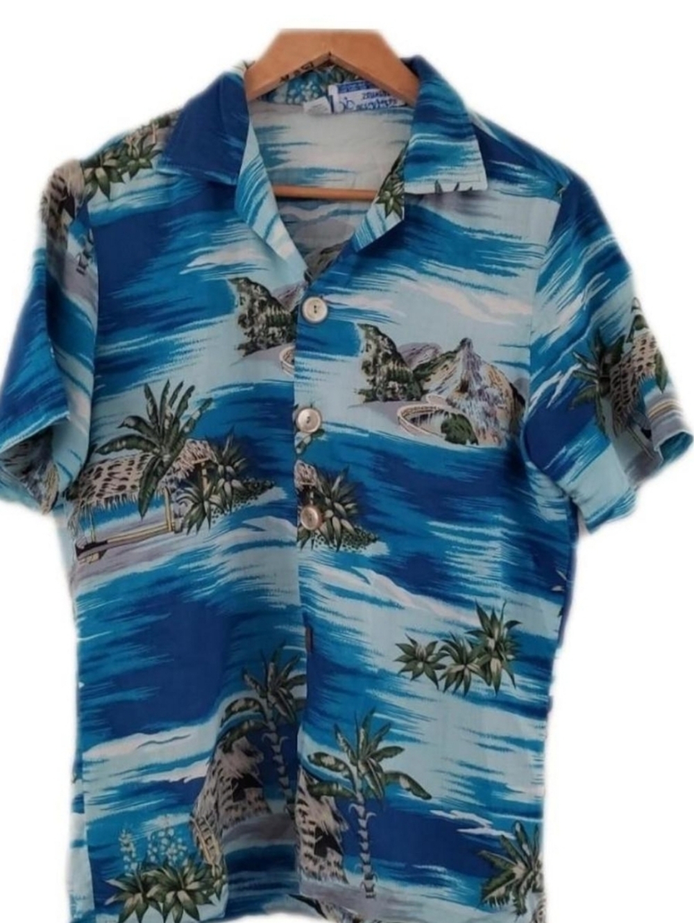 OP Ocean Pacific Hawaiian Shirt Blue Tropical Island Print Button Up MEDIUM